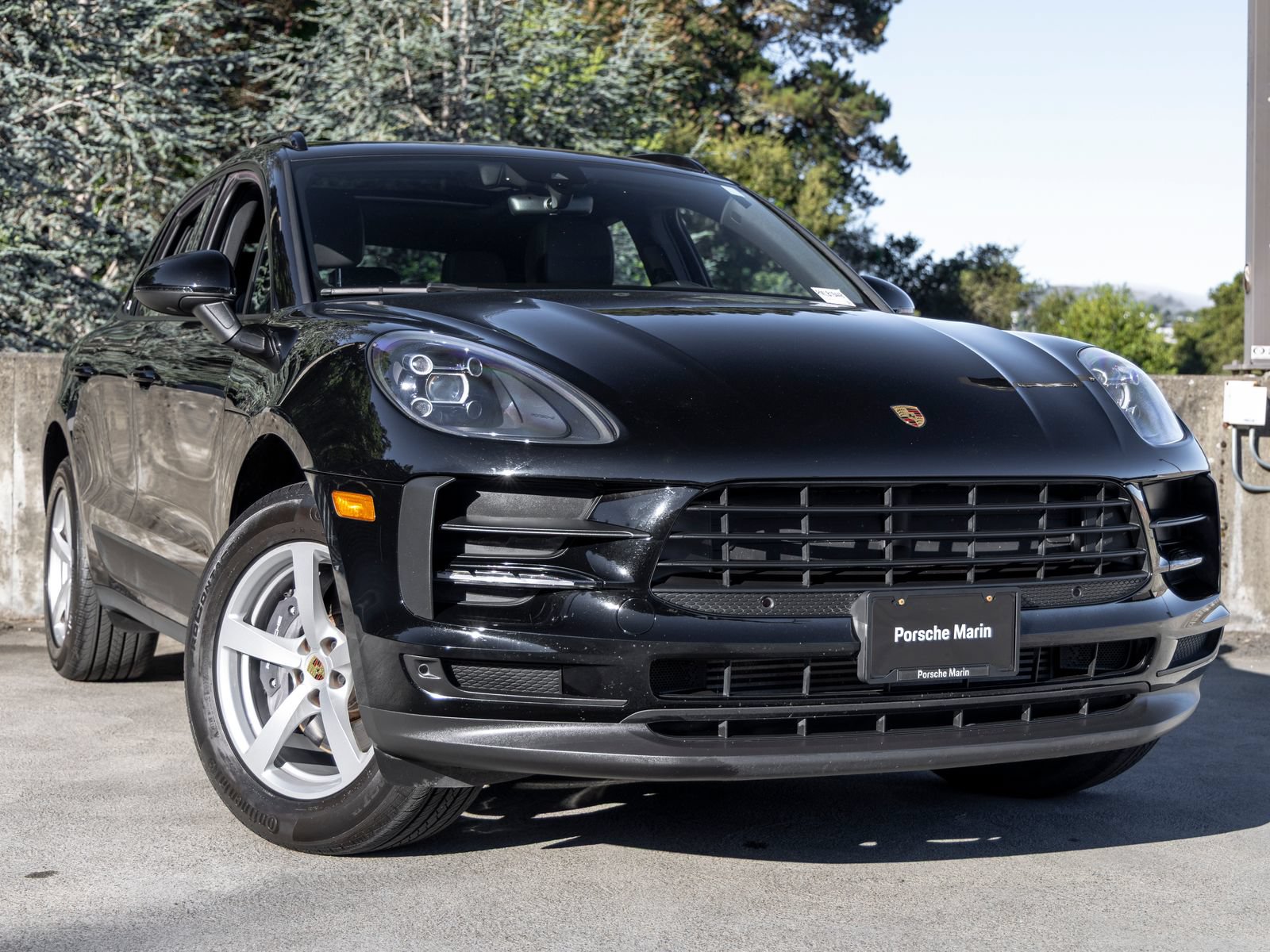 Certified 2021 Porsche Macan AWD/4WD image 9