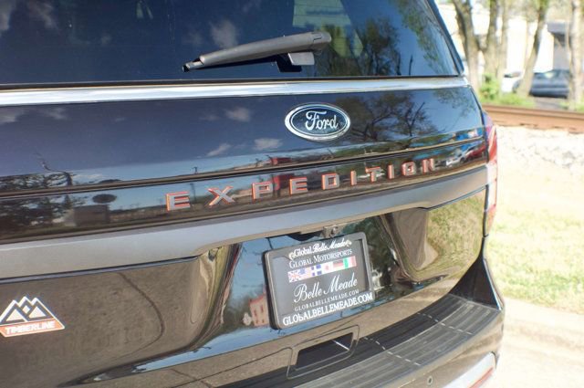 Used 2024 Ford Expedition Timberline image 9