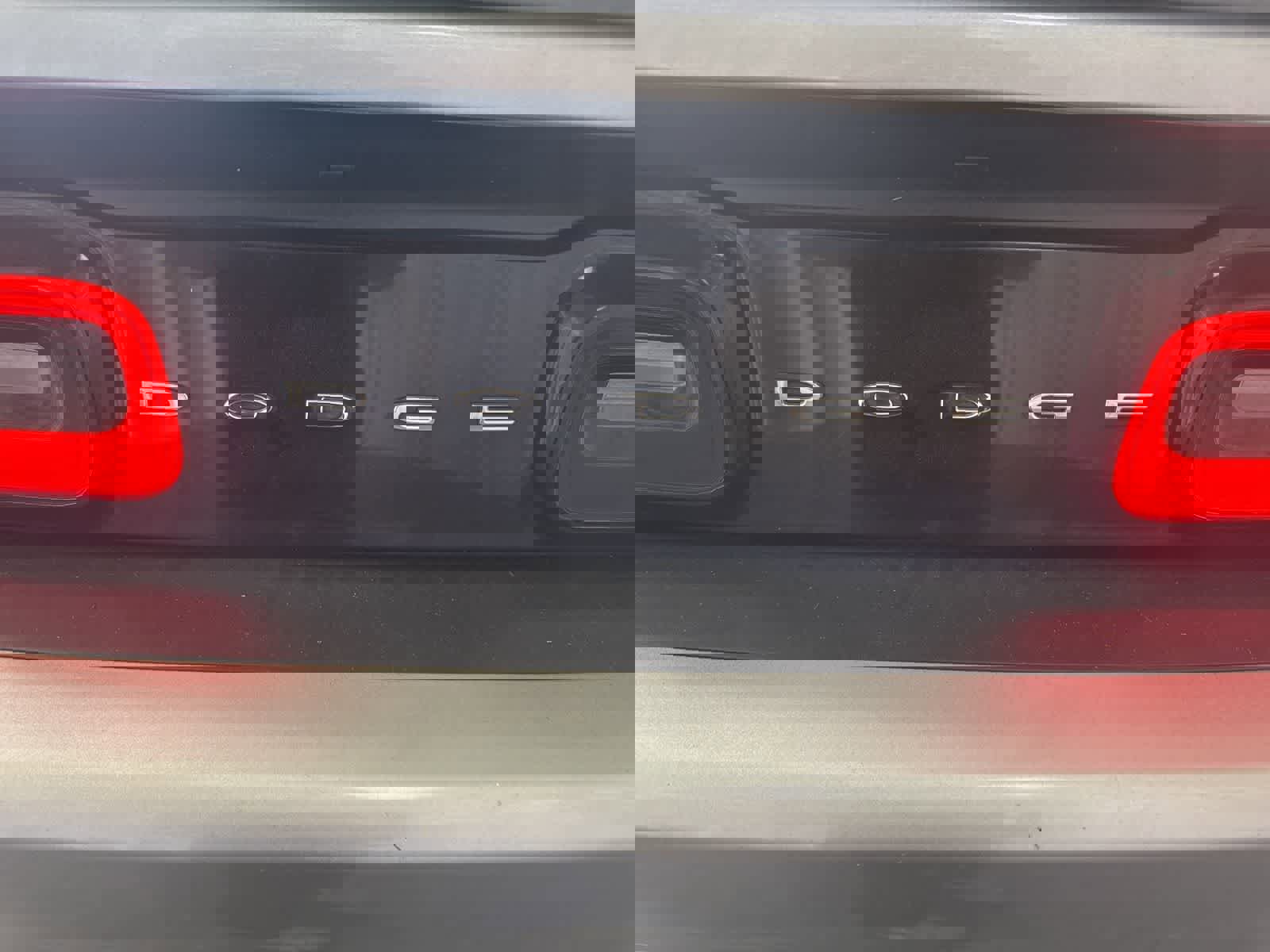 Used 2016 Dodge Challenger SXT Plus image 13