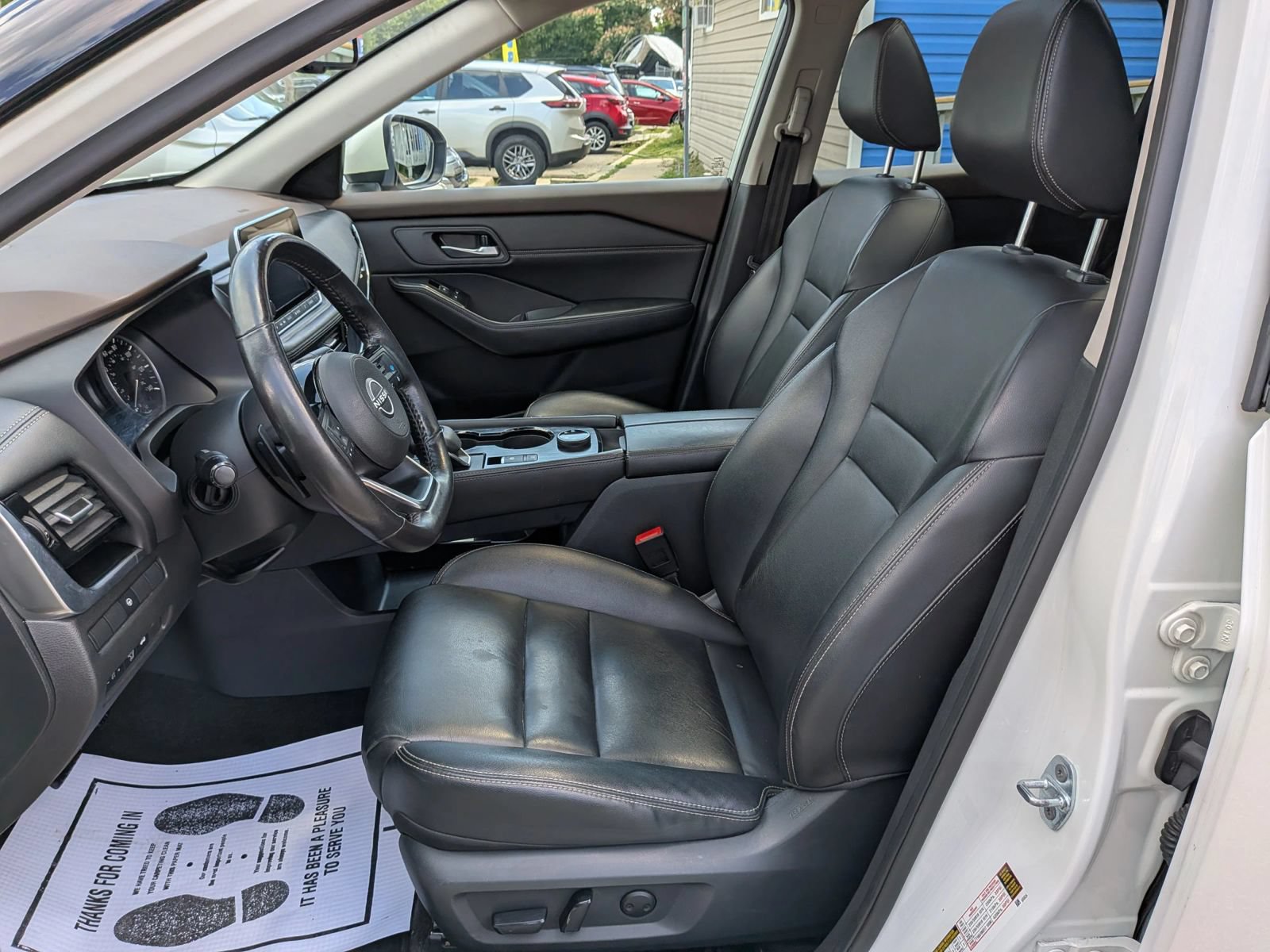 Used 2023 Nissan Rogue SL AWD/4WD image 26