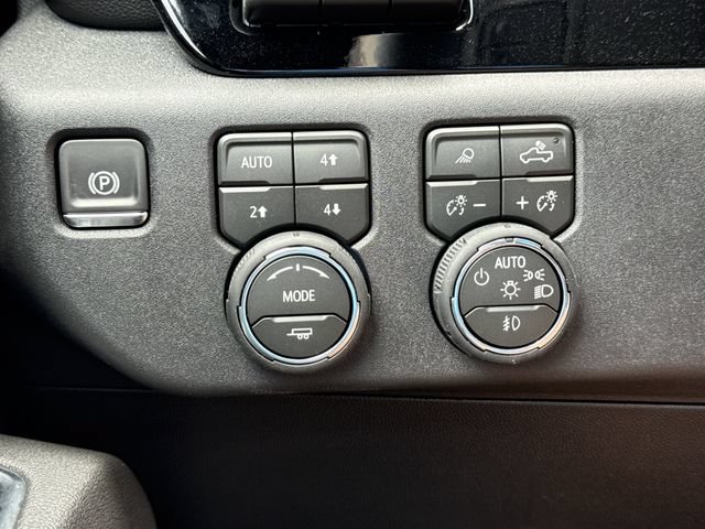 New 2026 Chevrolet Silverado 2500 High Country w/ High Country Premium Package AWD/4WD image 22