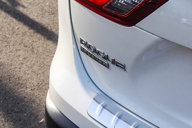 Used 2018 Nissan Rogue Sport SV image 9