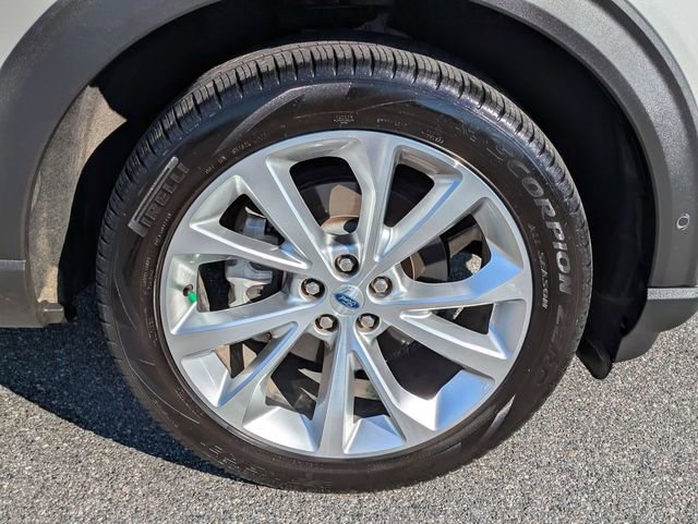 Certified 2021 Ford Explorer Platinum w/ Equipment Group 601A image 11