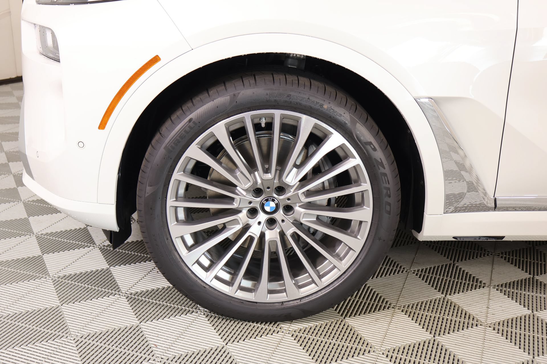 New 2027 BMW X7 xDrive40i AWD/4WD image 19