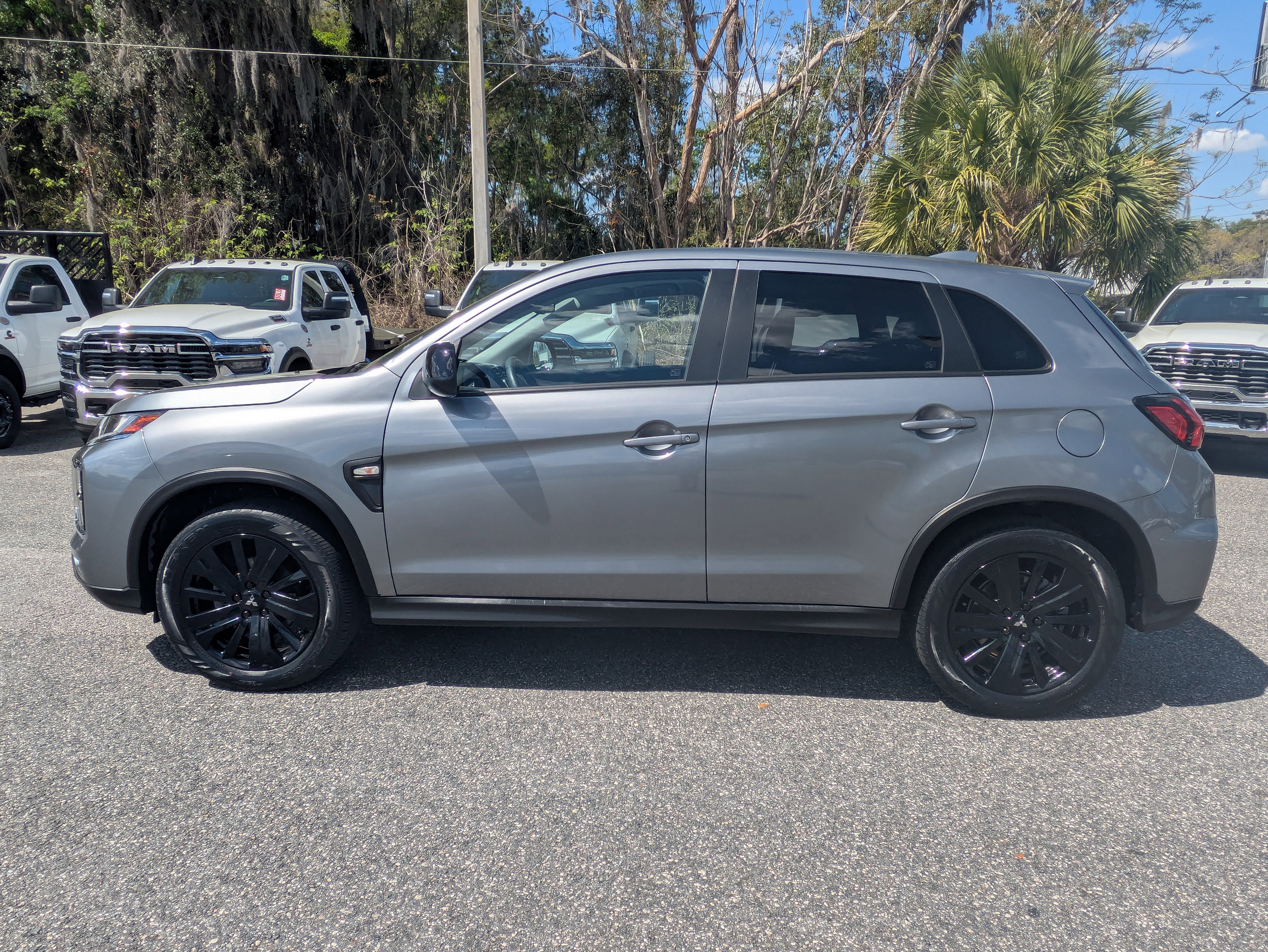 Used 2023 Mitsubishi Outlander Sport AWD image 27