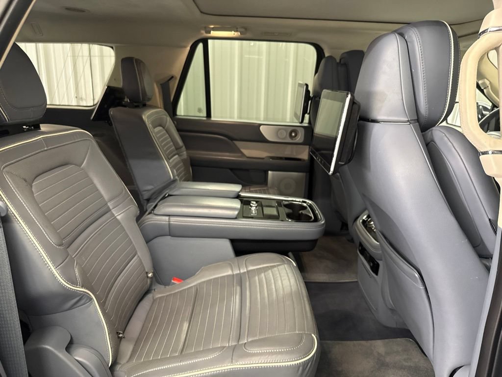 Used 2020 Lincoln Navigator L Black Label AWD/4WD image 21
