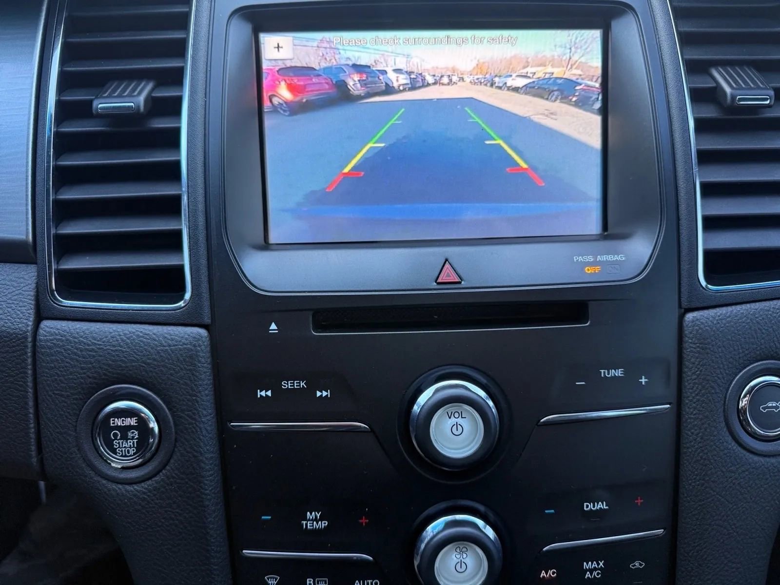 Used 2018 Ford Taurus SEL w/ Equipment Group 201A image 22