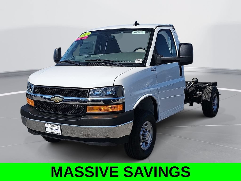 New 2023 Chevrolet Express 3500 w/ Power Convenience Package RWD video 3