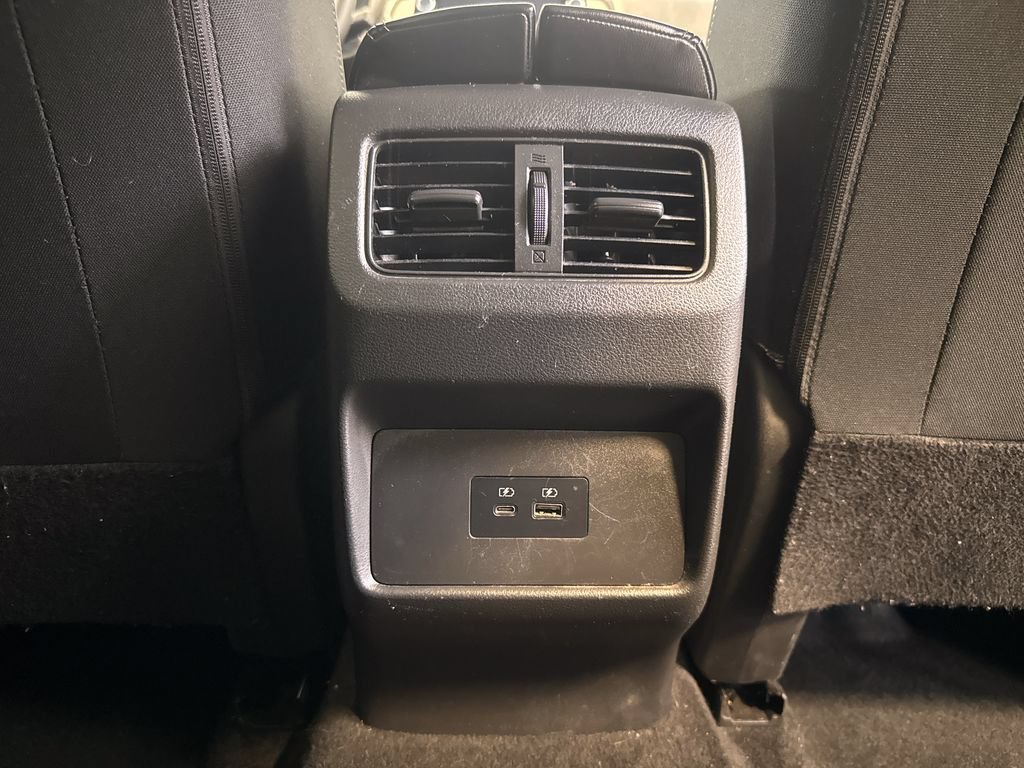 Used 2023 Nissan Rogue SV AWD/4WD image 12