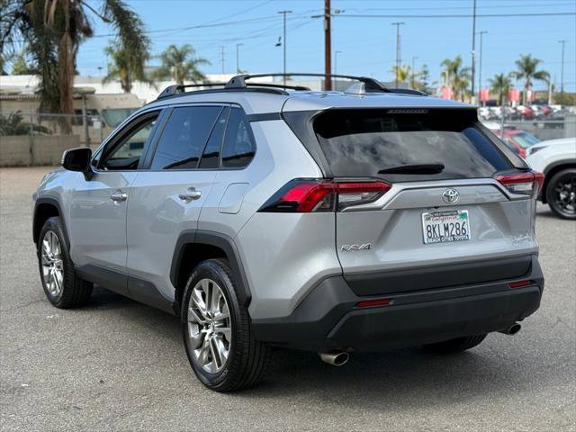 Certified 2019 Toyota RAV4 XLE Premium w/ Carpet Mat Package FWD image 8