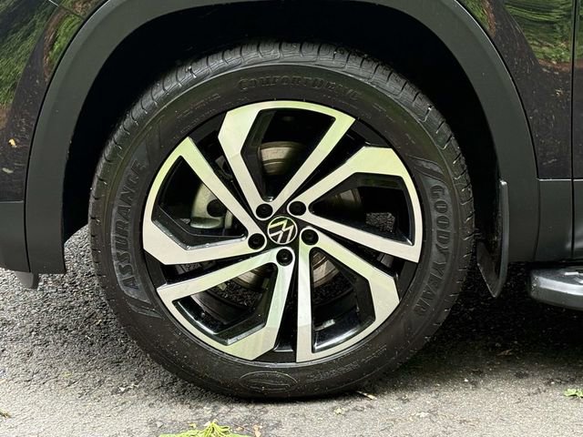 Used 2023 Volkswagen Atlas SEL AWD/4WD image 7