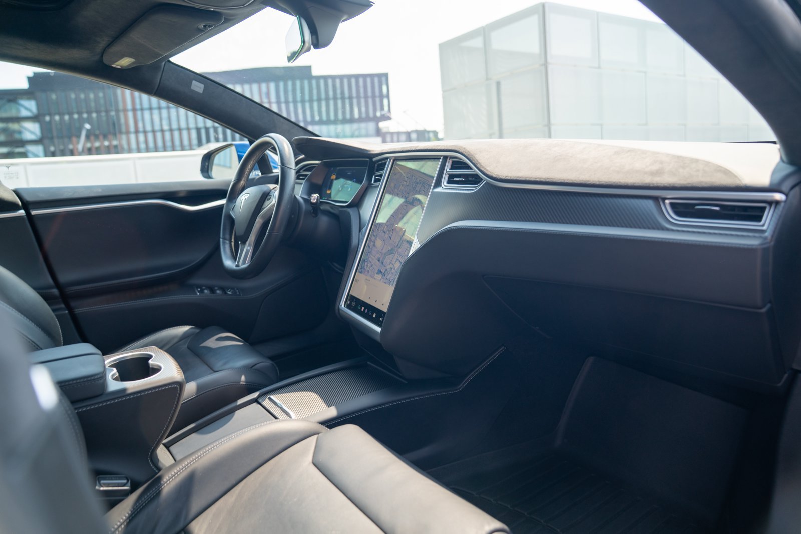 Used 2017 Tesla Model S 100D AWD/4WD image 25