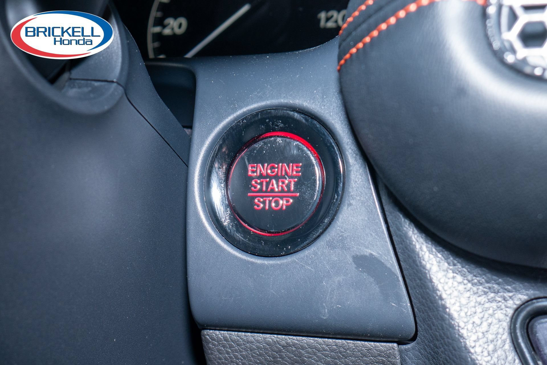 Certified 2025 Honda HR-V Sport image 28