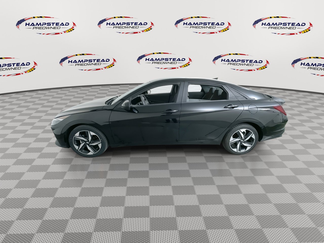 Used 2023 Hyundai Elantra SEL w/ Convenience Package image 5