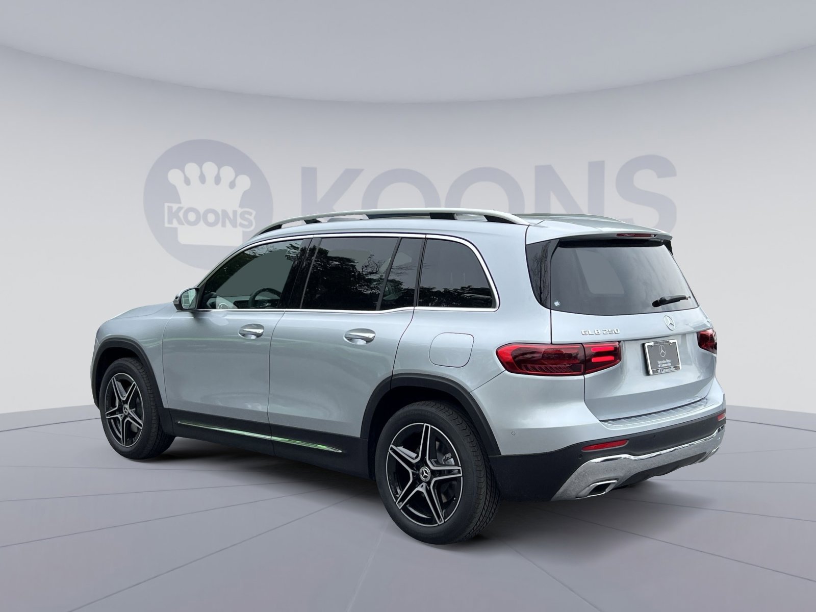New 2026 Mercedes-Benz GLB 250 4MATIC image 8