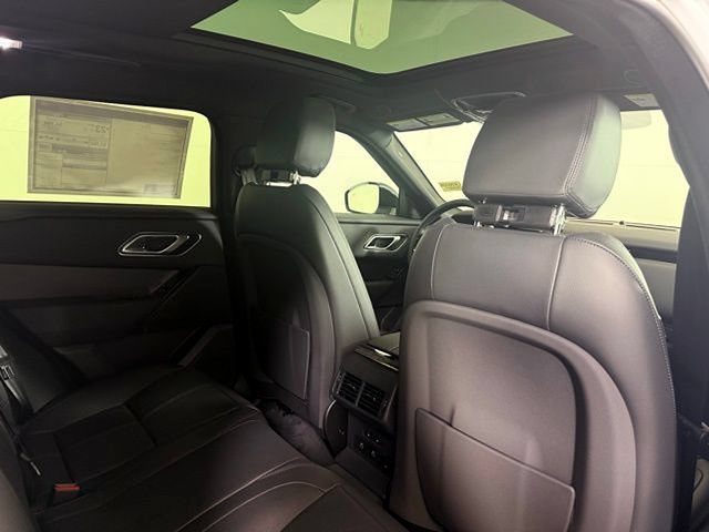Certified 2026 Land Rover Range Rover Velar S AWD/4WD image 31