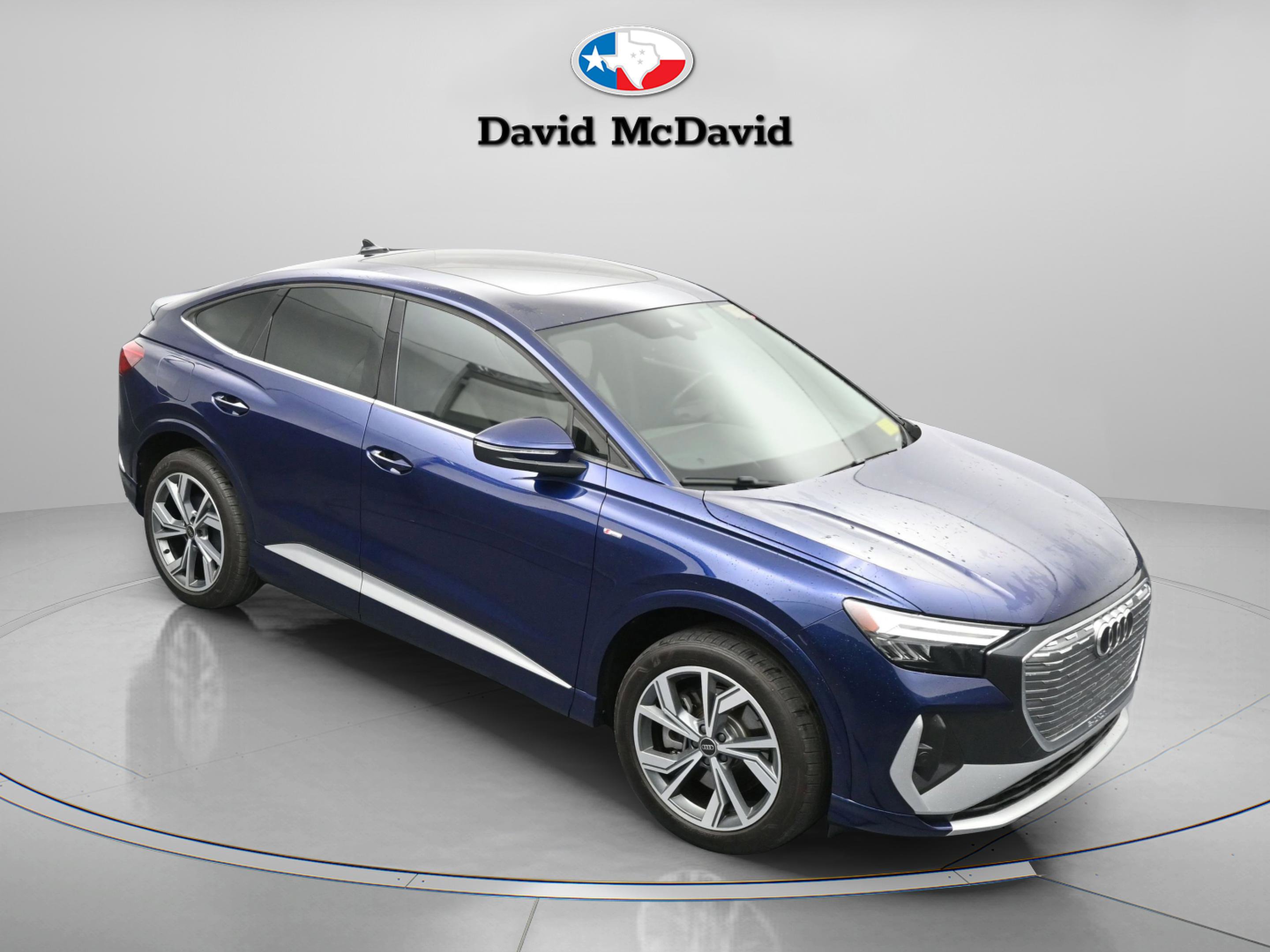 Used 2024 Audi Q4 e-tron Premium Plus w/ Premium Plus image 21