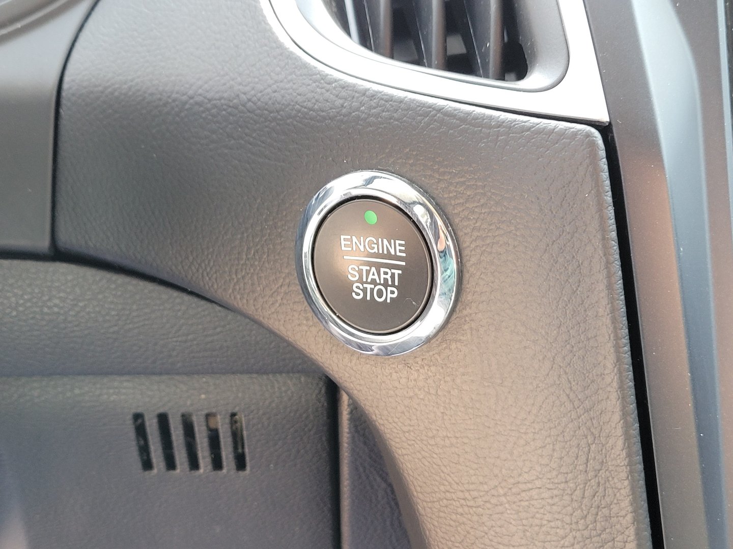 Used 2022 Ford Edge SEL AWD/4WD image 29