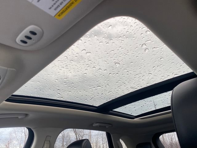 Used 2022 Ford Edge SEL w/ Convenience Package image 29