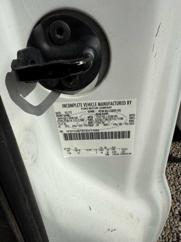 Used 2012 Ford F250 XL w/ Snow Plow Prep Pkg AWD/4WD image 39