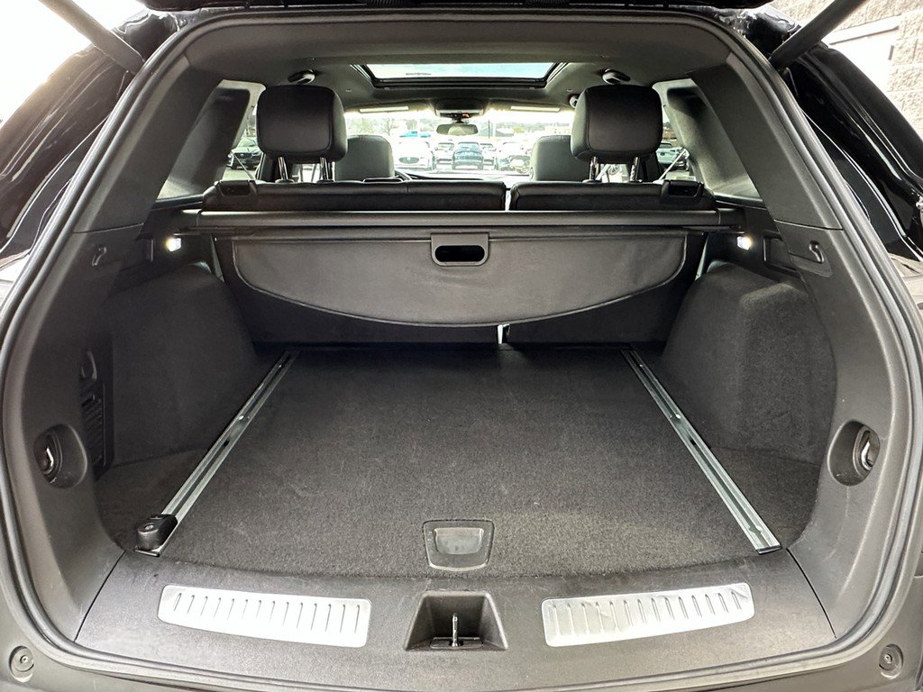 Certified 2025 Cadillac XT5 Premium Luxury image 4
