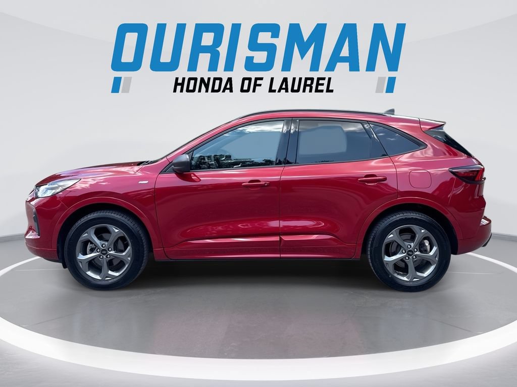 Used 2023 Ford Escape ST-Line w/ Tech Pack #1 AWD/4WD image 5