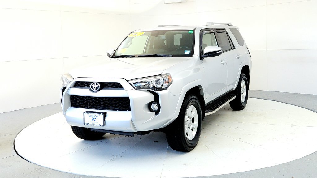 Certified 2017 Toyota 4Runner SR5 Premium AWD/4WD image 2