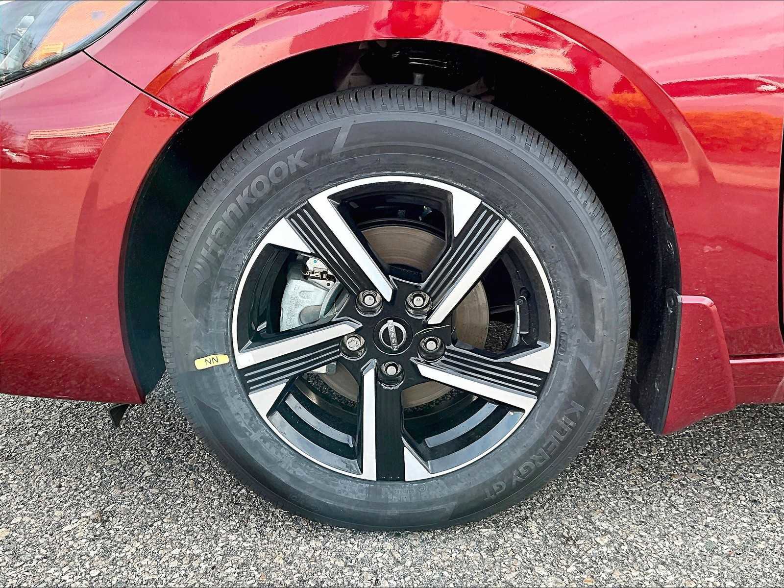 New 2025 Nissan Sentra SV w/ All-Weather Package image 8