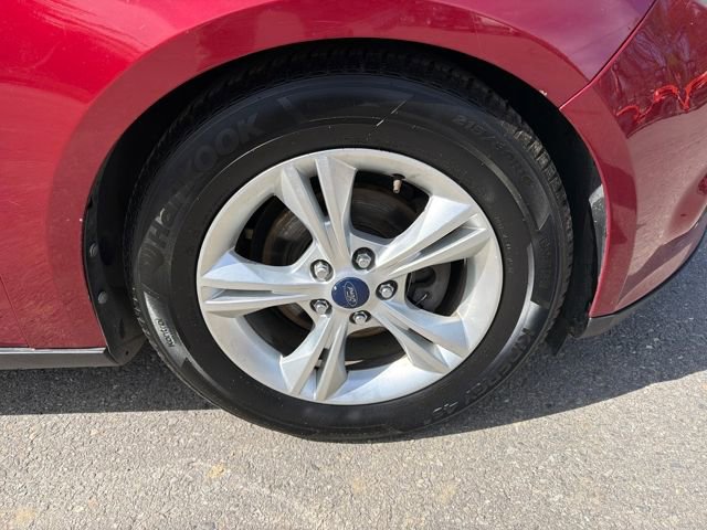 Used 2014 Ford Focus SE FWD image 18