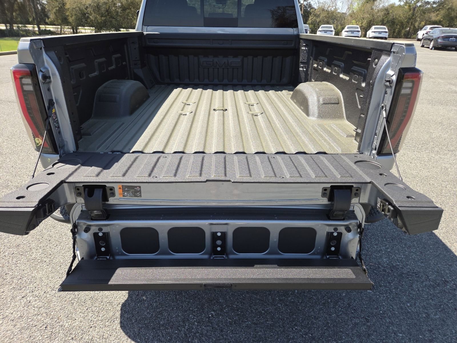 New 2026 GMC Sierra 2500 AT4 w/ AT4 Premium Plus Package image 15