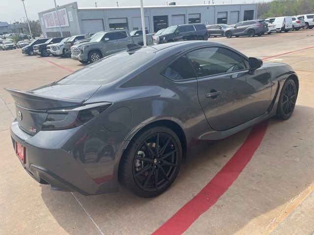 Used 2023 Toyota GR86 Premium image 6