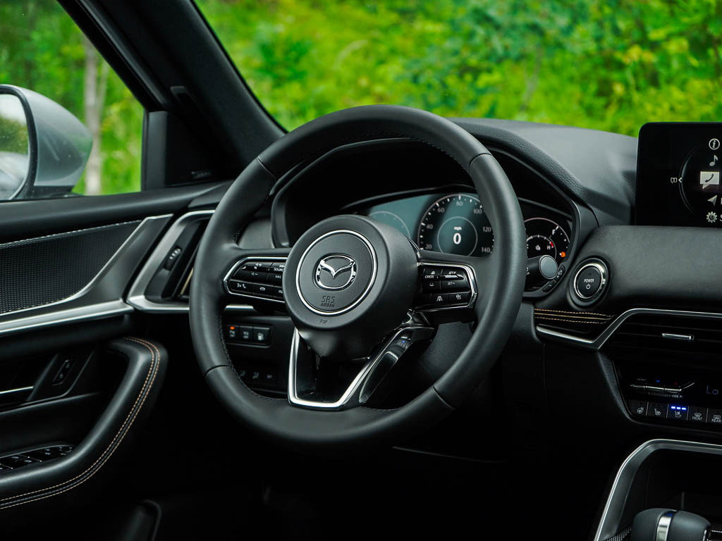 New 2025 MAZDA CX-90 Plug-In Hybrid w/ Premium Plus image 17