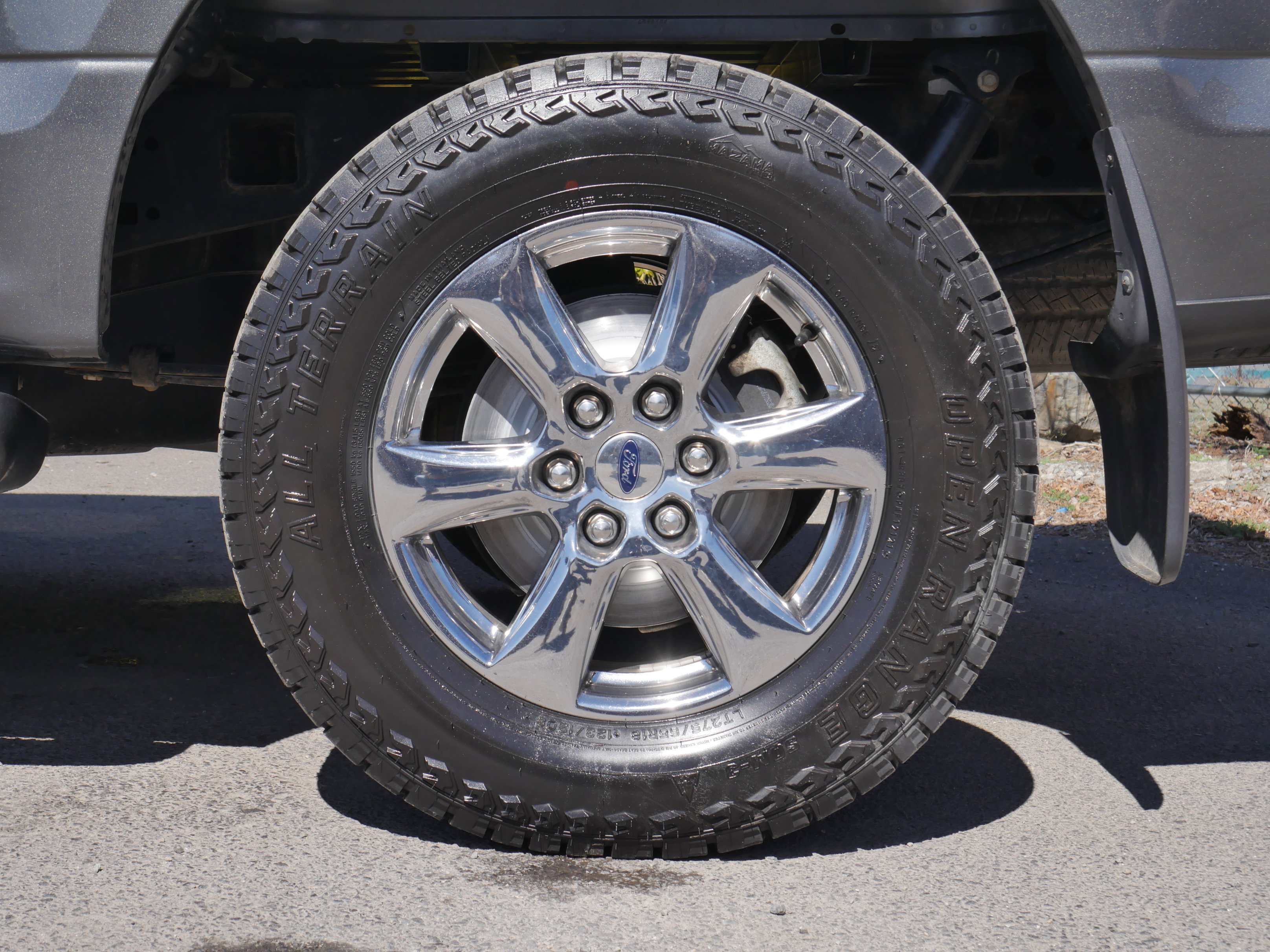 Used 2019 Ford F150 XLT w/ Equipment Group 302A Luxury image 4