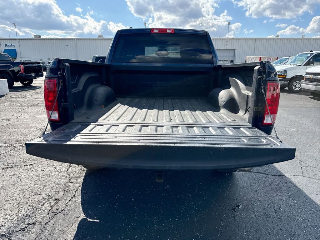 Used 2021 RAM 1500 Classic SLT image 23