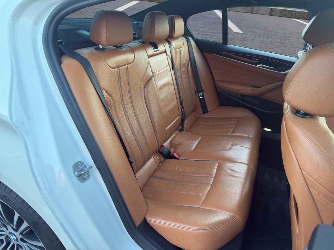 Used 2018 BMW 540i xDrive 540i xDrive Sedan w/ Premium Package image 13