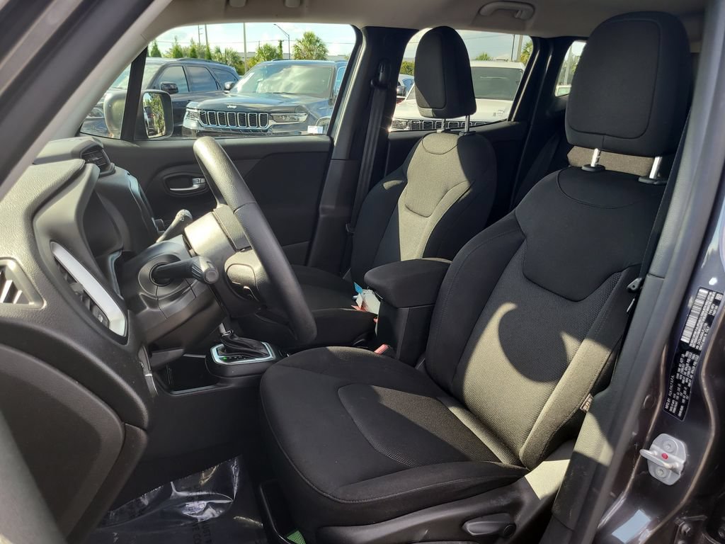 Certified 2020 Jeep Renegade Sport w/ Sport Appearance Group FWD image 19