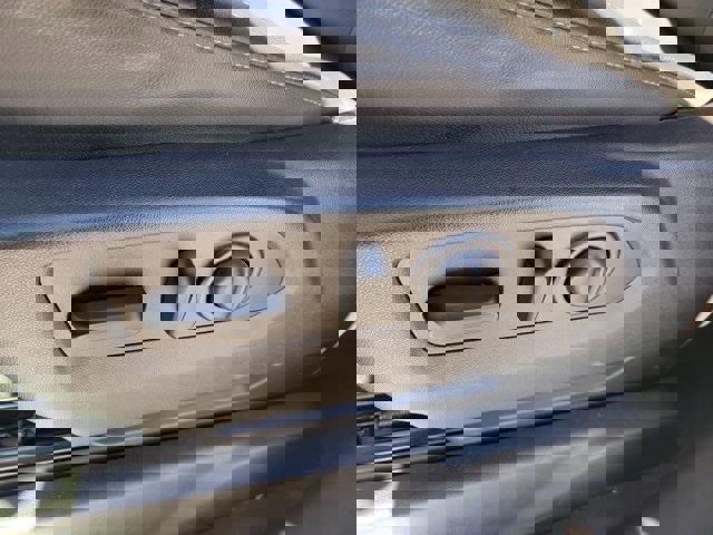 Used 2020 Chevrolet Silverado 1500 LTZ w/ LTZ Plus Package image 13