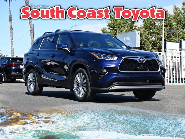 New 2026 Toyota Highlander Platinum AWD/4WD image 1