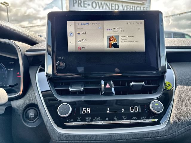 Used 2024 Toyota Corolla Cross XLE w/ Convenience Package FWD image 22