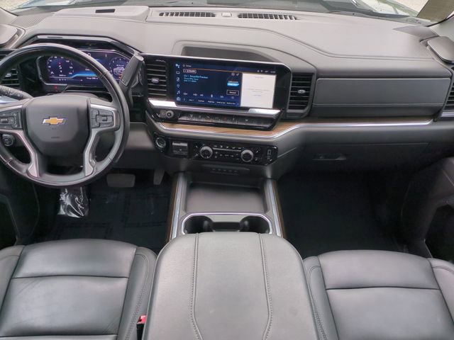 Used 2025 Chevrolet Silverado 3500 LT w/ Safety Package image 16