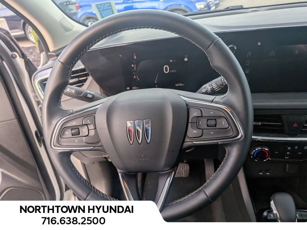 Used 2024 Buick Encore GX Preferred FWD image 7