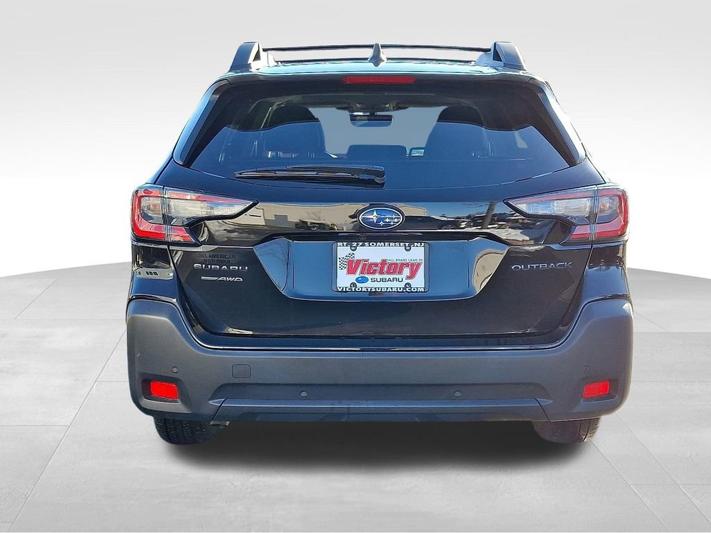 Used 2023 Subaru Outback Onyx Edition image 5