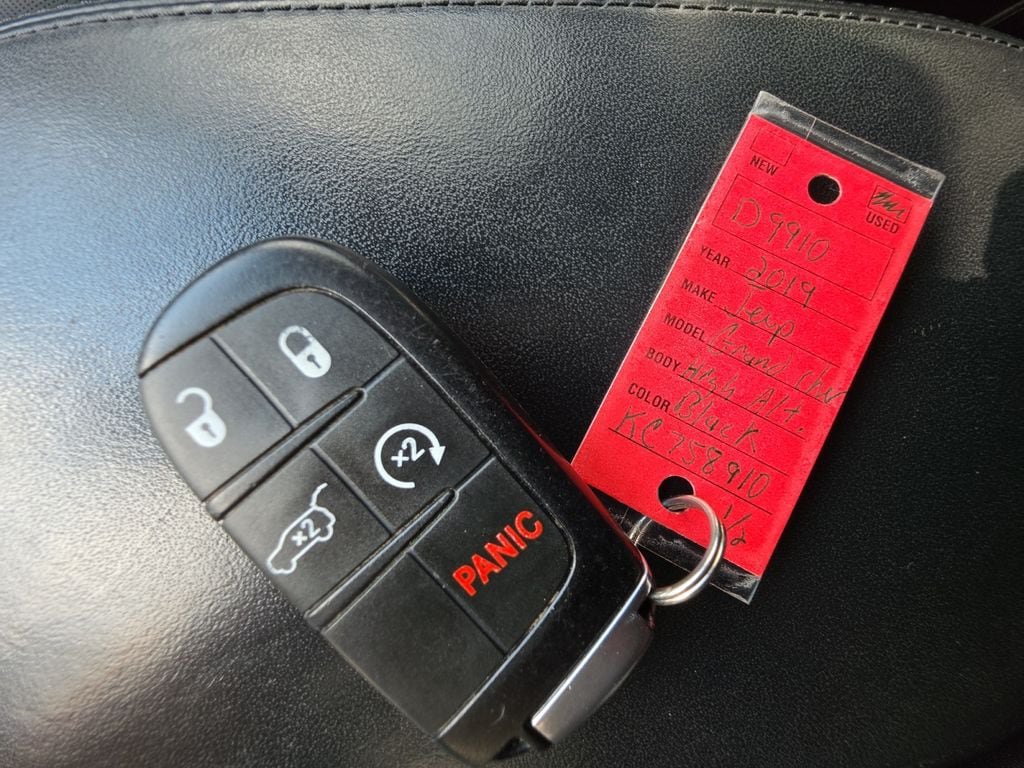 Used 2019 Jeep Grand Cherokee High Altitude AWD/4WD image 29