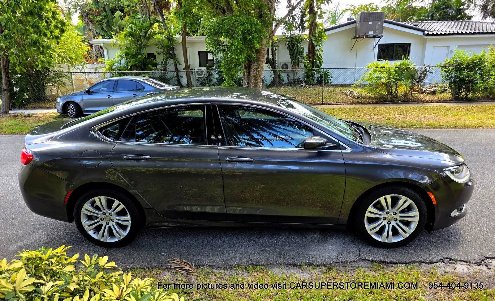 Used 2015 Chrysler 200 Limited w/ Convenience Group FWD image 14