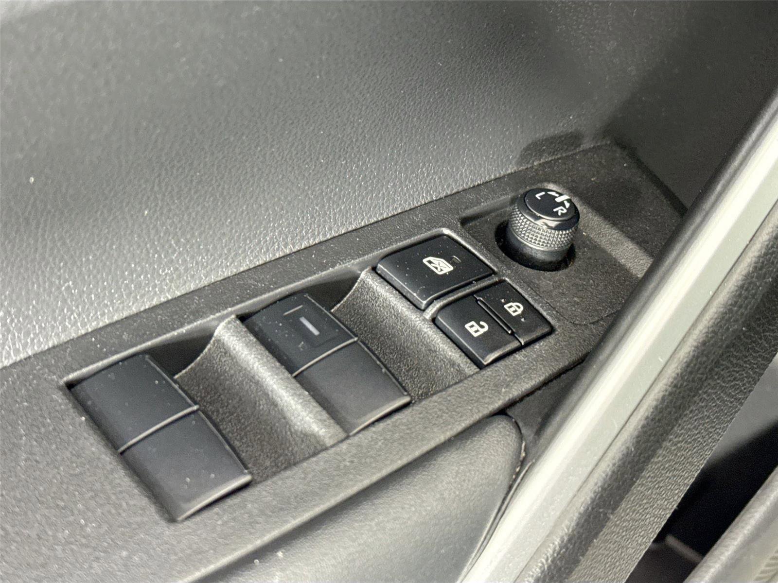 Certified 2023 Toyota Corolla Cross XLE w/ Convenience Package image 28