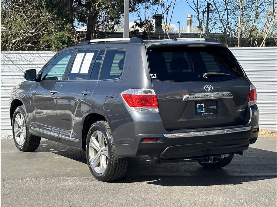 Used 2012 Toyota Highlander Limited image 3