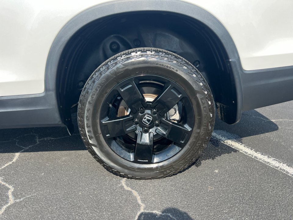 Certified 2024 Honda Ridgeline Black Edition image 22