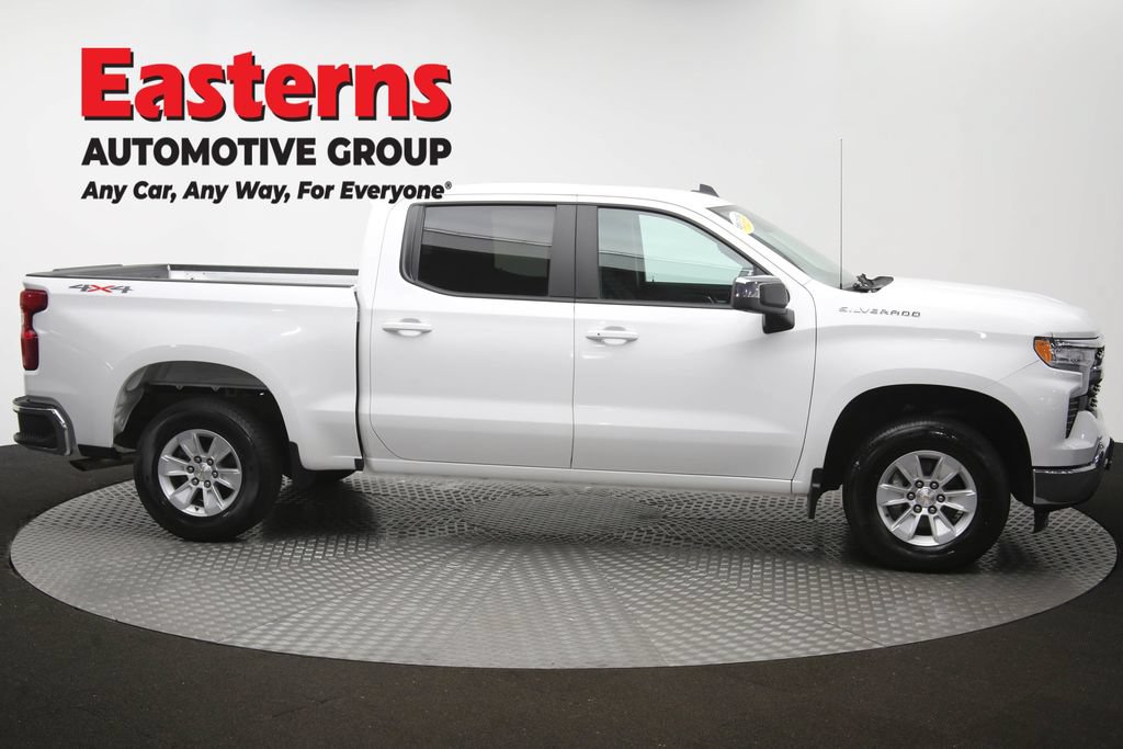 Used 2025 Chevrolet Silverado 1500 LT AWD/4WD image 49