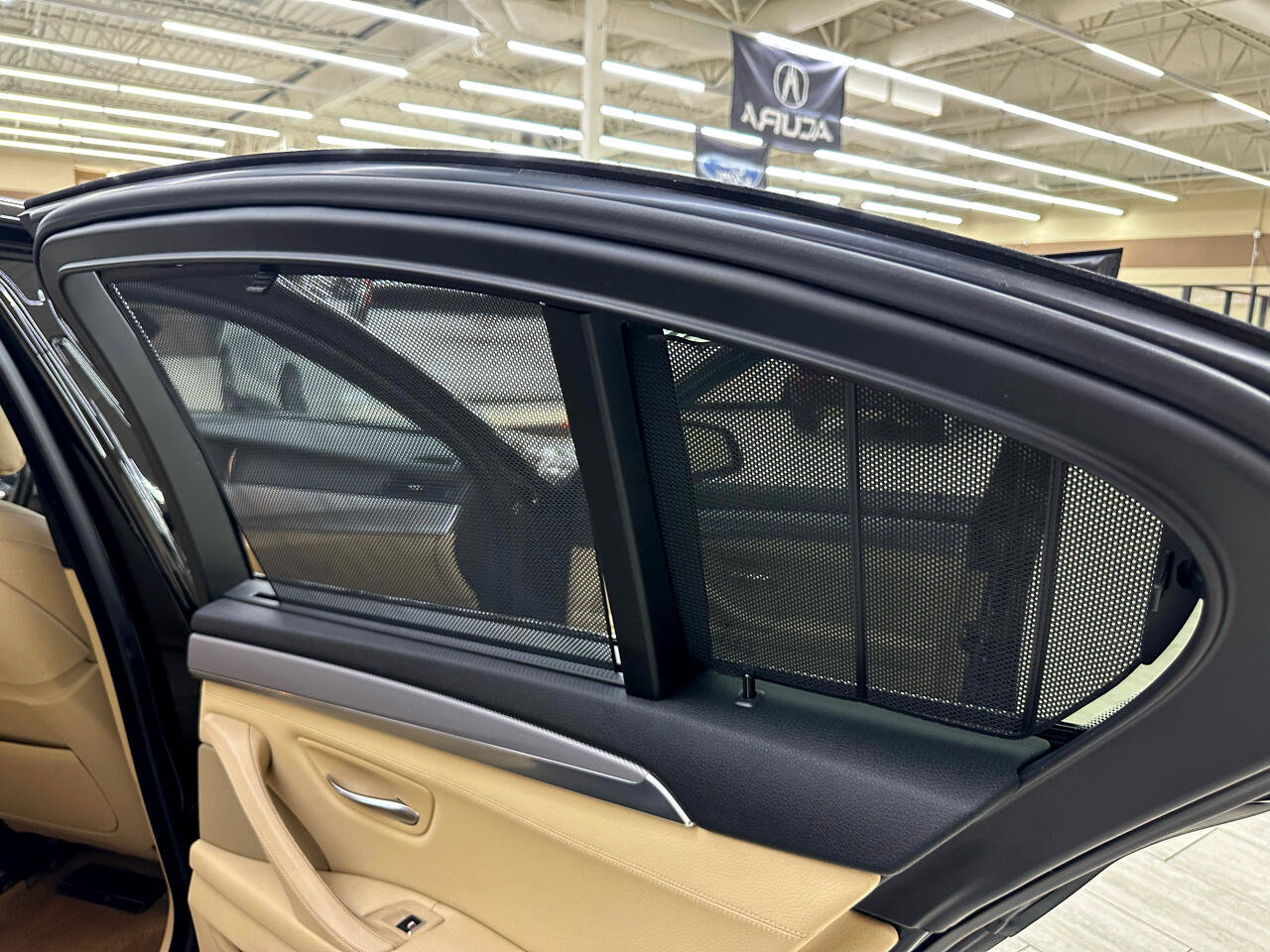 Used 2014 BMW 550i Sedan RWD image 40