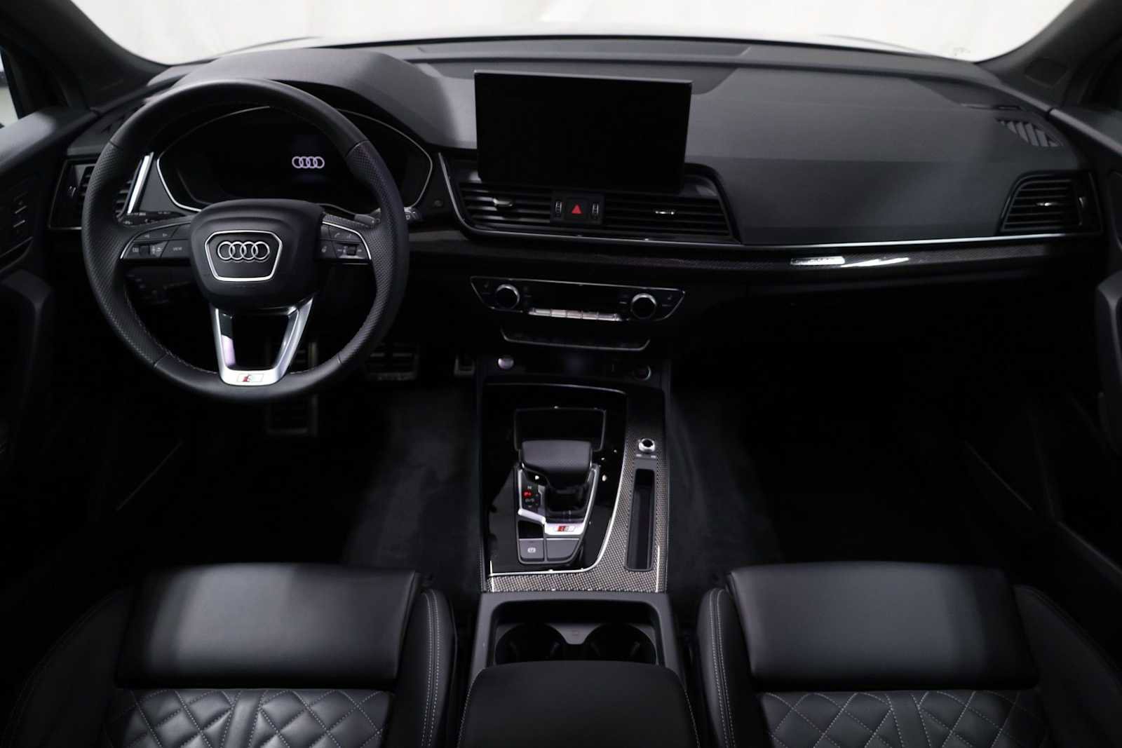 Used 2024 Audi SQ5 Premium Plus w/ Premium Plus Package image 24